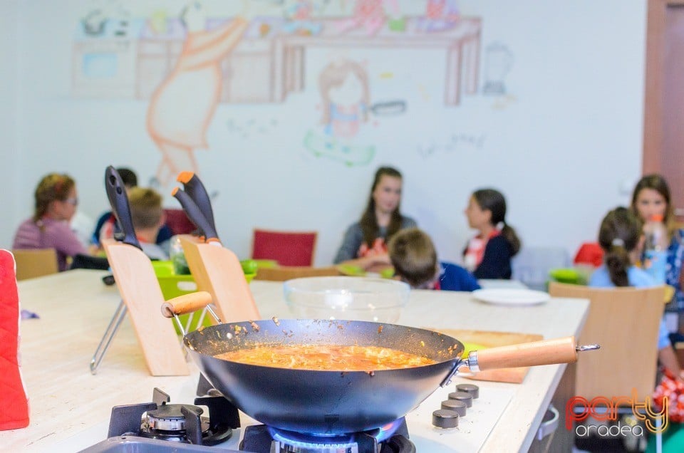 Curs de gătit pentru copii, Centrul de Artă Culinară Oradea