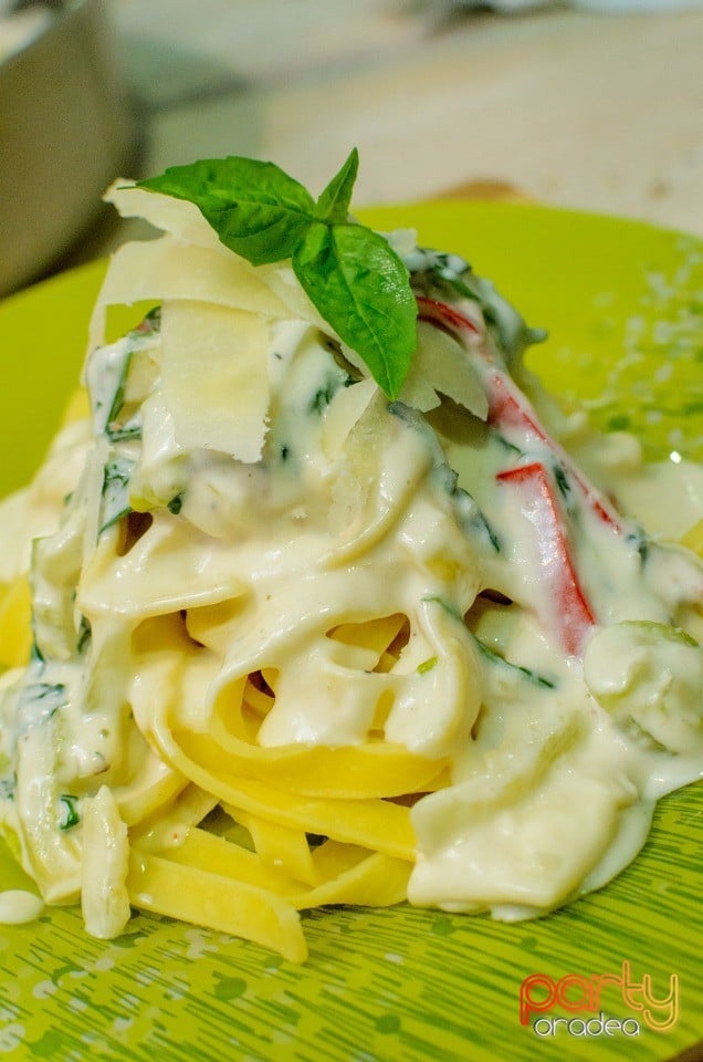 Curs de gătit, Centrul de Artă Culinară Oradea