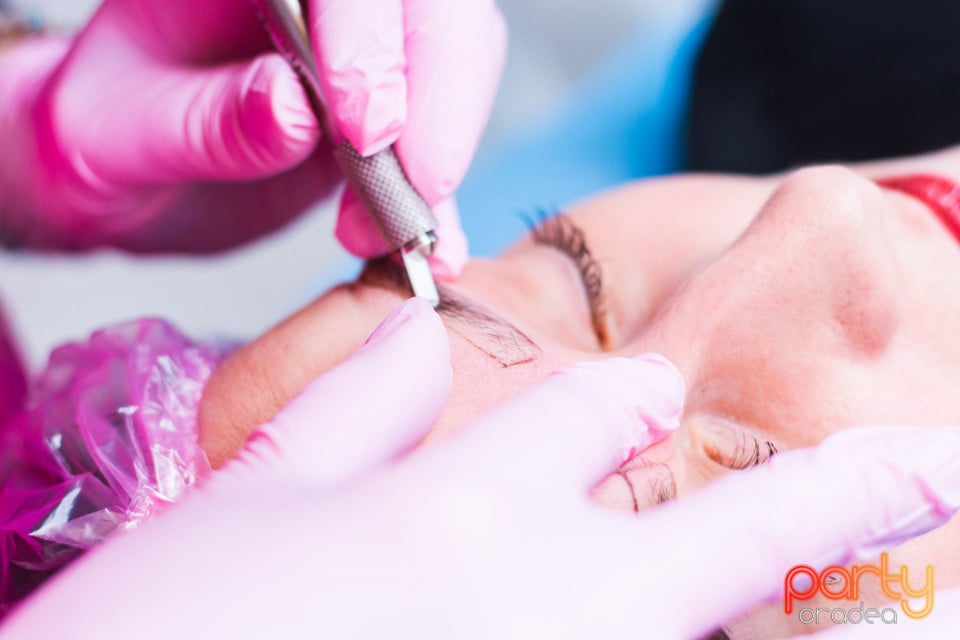 Cursuri de microblading, Estetika Profesional