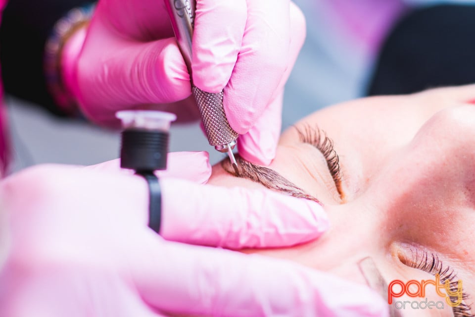 Cursuri de microblading, Estetika Profesional