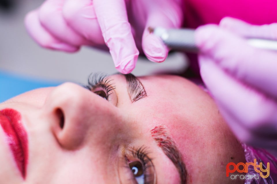 Cursuri de microblading, Estetika Profesional