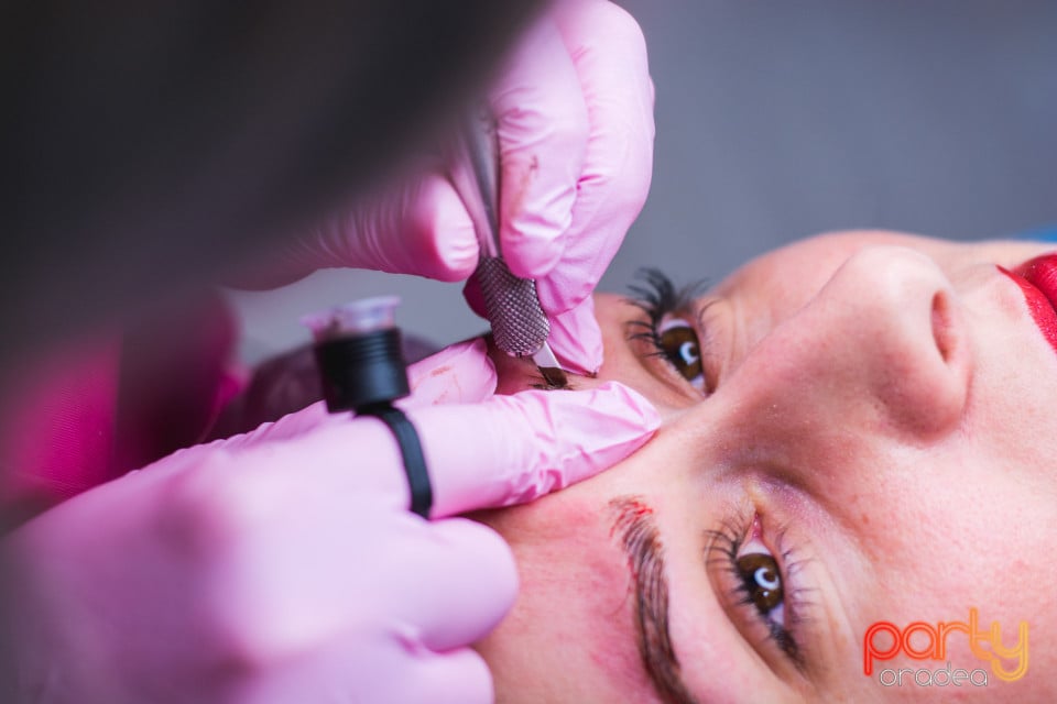 Cursuri de microblading, Estetika Profesional