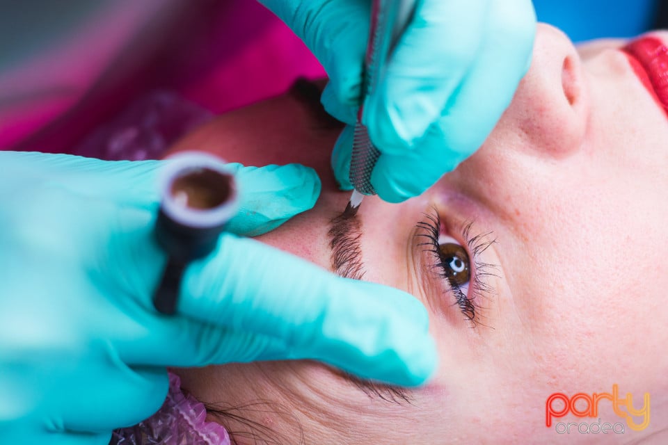 Cursuri de microblading, Estetika Profesional