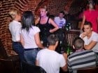 Dacă e joi, e party în Escape