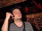 Dacă e joi, e party în Escape