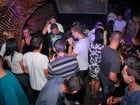 Dacă e joi, e party în Escape