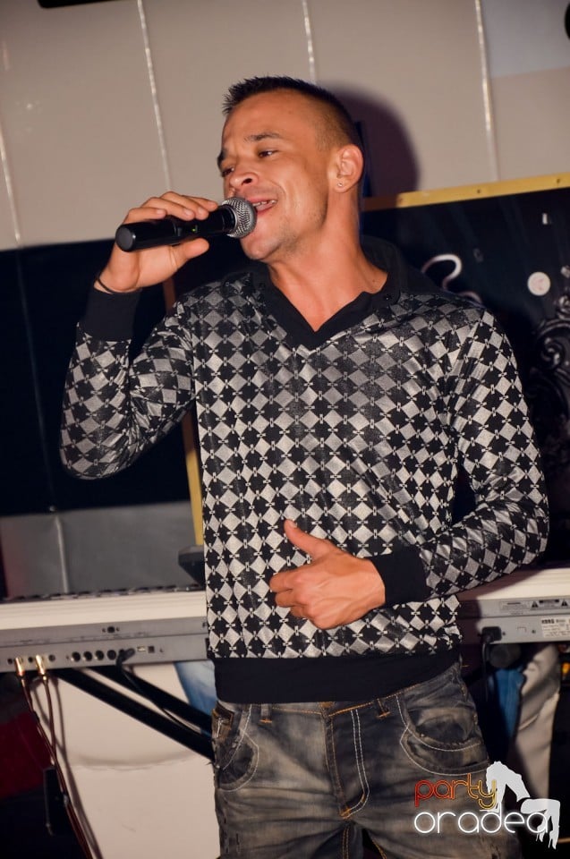 Dacian de la Oradea a cântat în Club Atti's, 