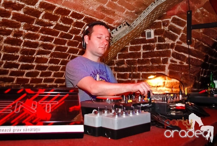 Dance, dance, dance, 