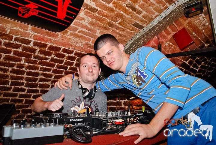 Dance, dance, dance, 