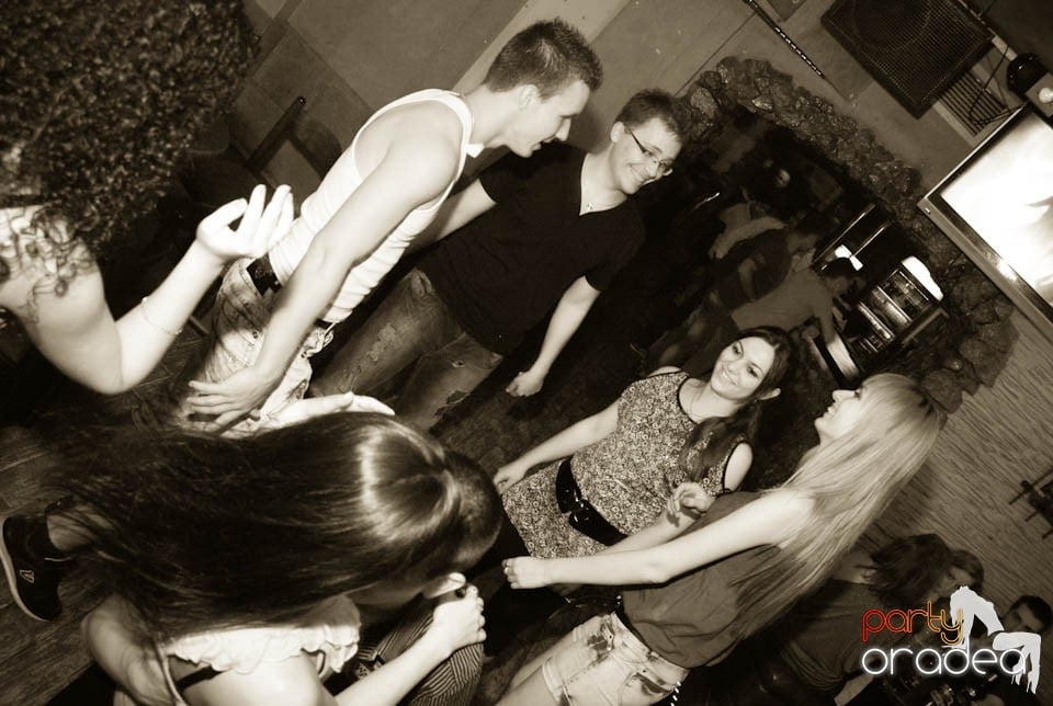 Dance Party Saturday în Downtown, 