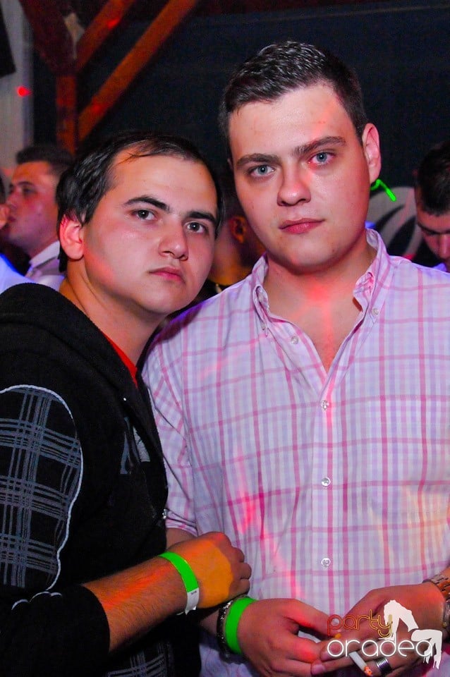 Dancer Girl Night în Disco Faház, 