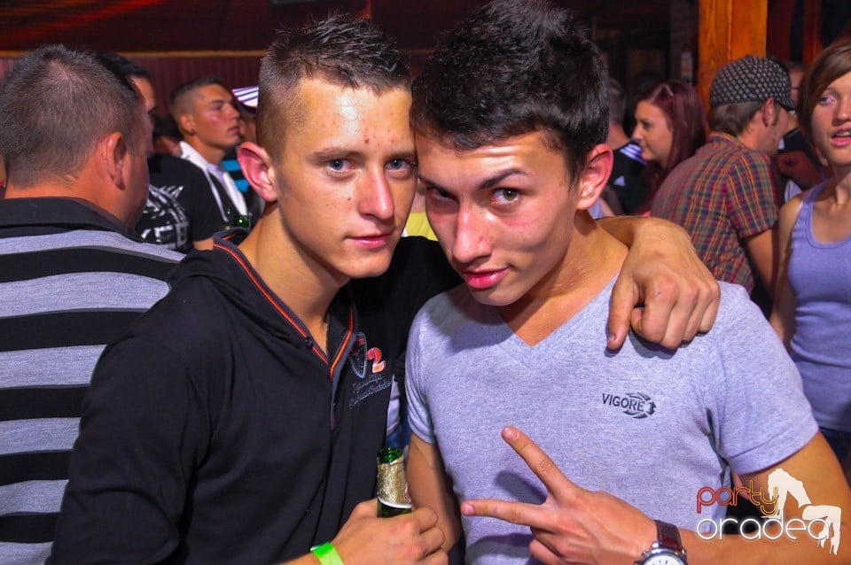 Dancer Girl Night în Disco Faház, 