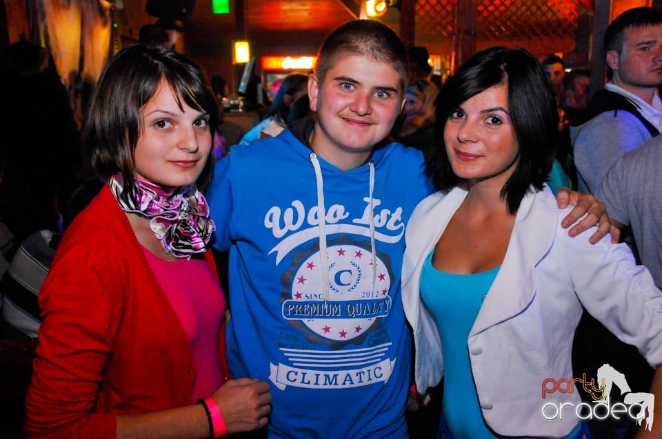 Dancer Girl Night în Disco Faház, 