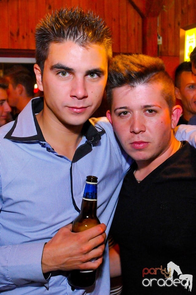 Dancer Girl Night în Disco Faház, 