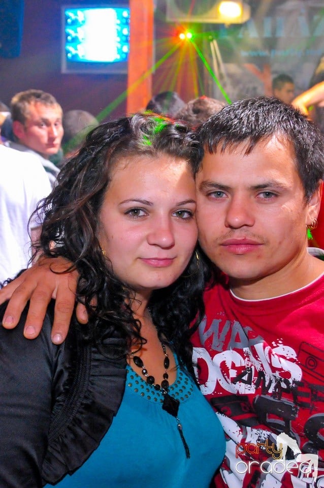 Dancer Girl Night în Disco Faház, 