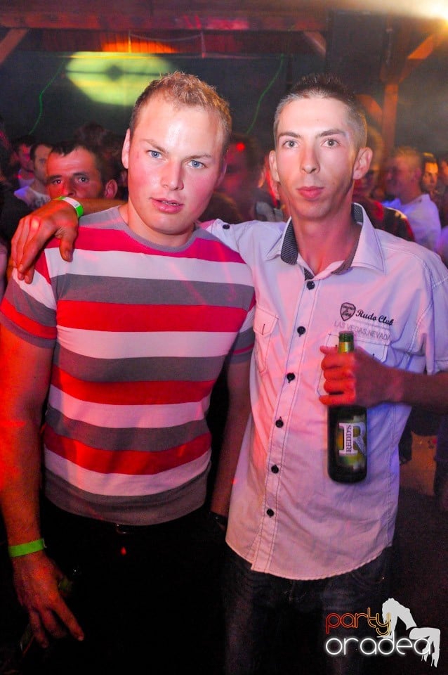 Dancer Girl Night în Disco Faház, 