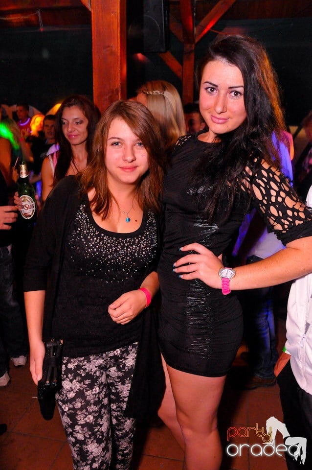 Dancer Girl Night în Disco Faház, 