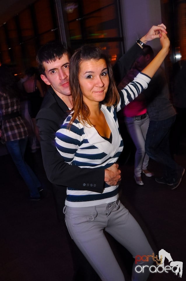 Dans în Blondy's Art Café, 