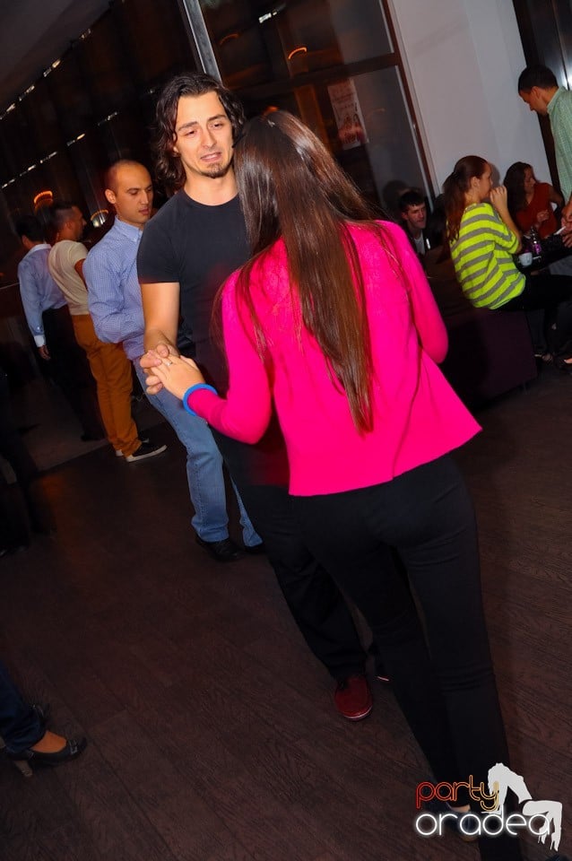 Dans în Blondy's Art Café, 