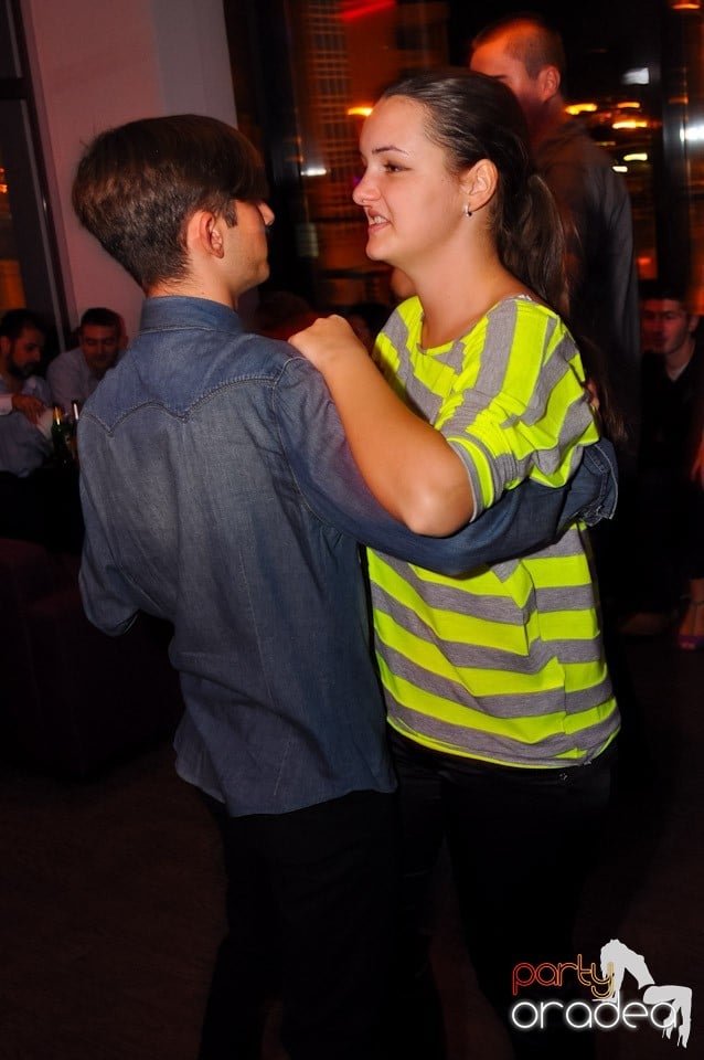 Dans în Blondy's Art Café, 