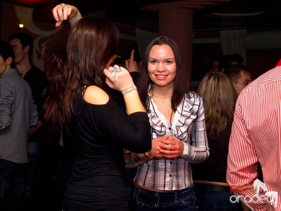 Dans şi distracţie în Chanson, 