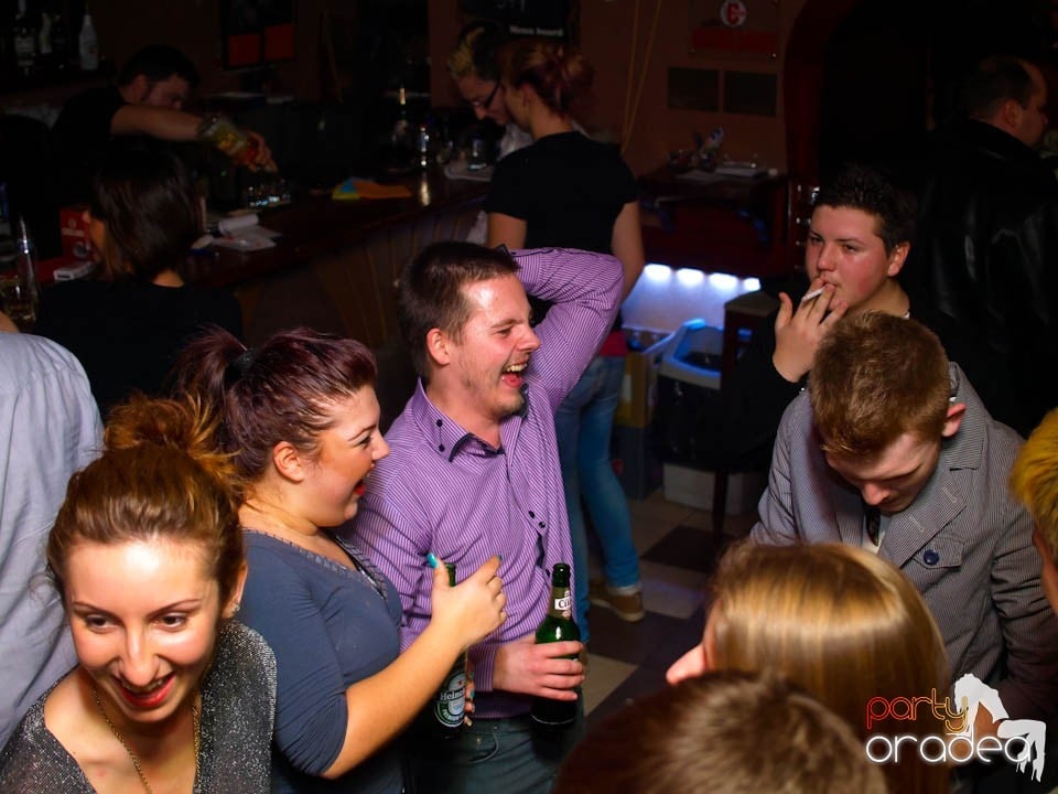 Dans şi distracţie în Chanson, 