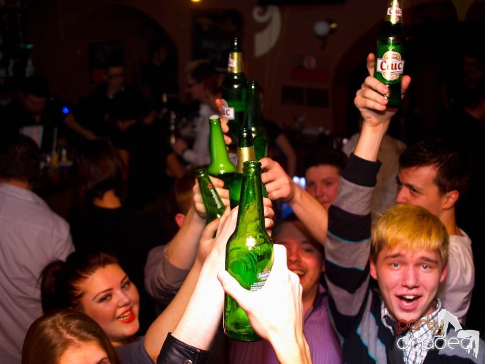 Dans şi distracţie în Chanson, 