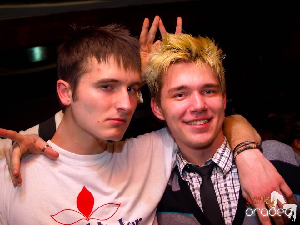 Dans şi distracţie în Chanson, 