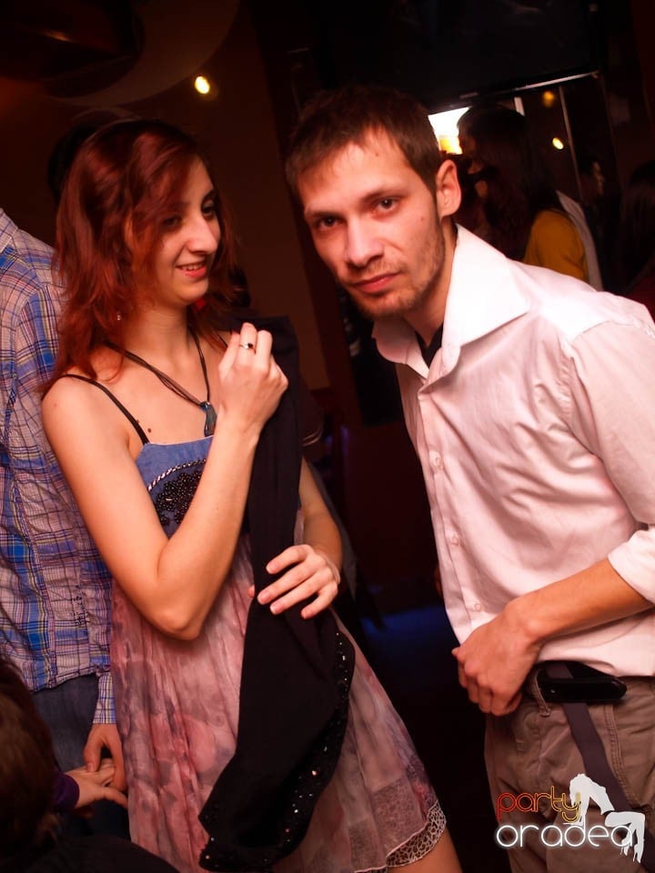 Dans şi distracţie în Chanson, 