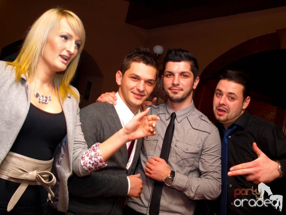 Dans şi distracţie în Chanson, 