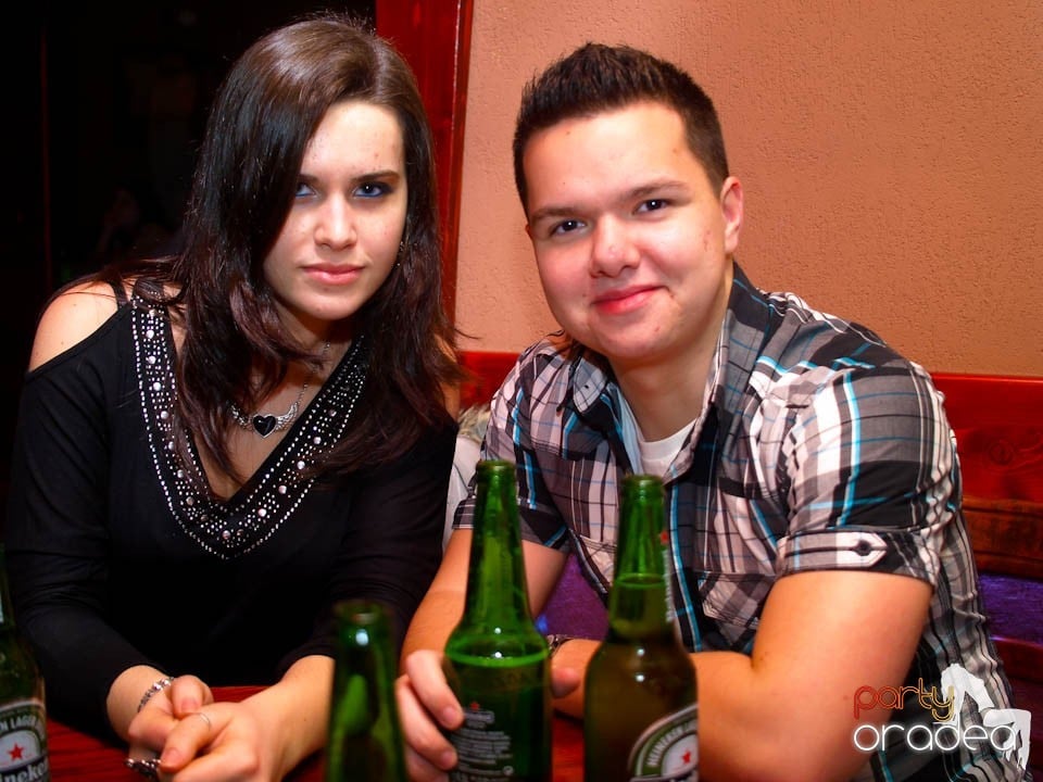 Dans şi distracţie în Chanson, 