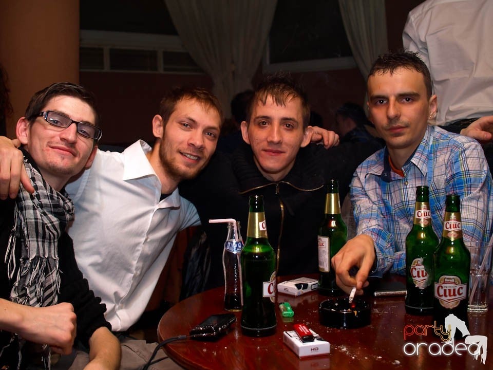 Dans şi distracţie în Chanson, 