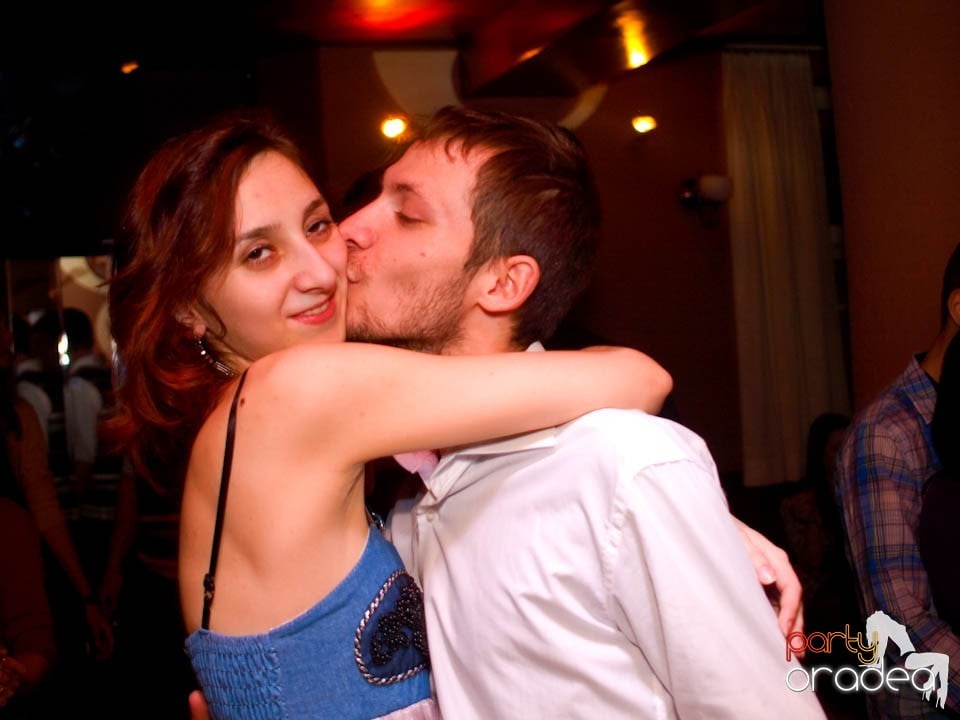 Dans şi distracţie în Chanson, 