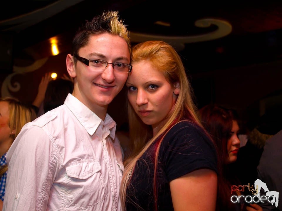 Dans şi distracţie în Chanson, 