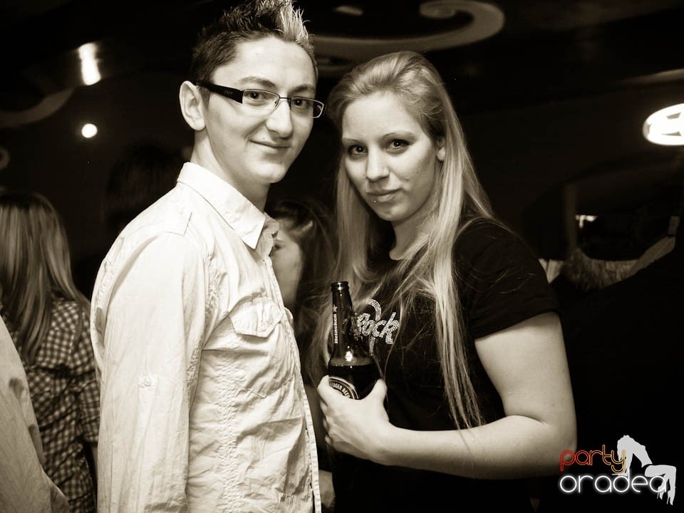 Dans şi distracţie în Chanson, 