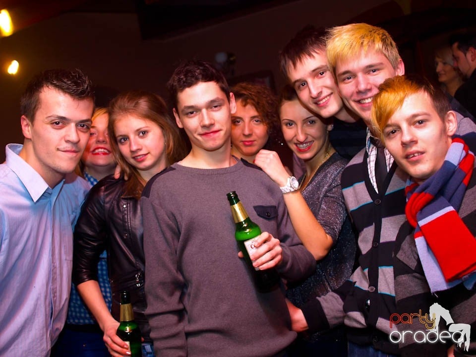 Dans şi distracţie în Chanson, 