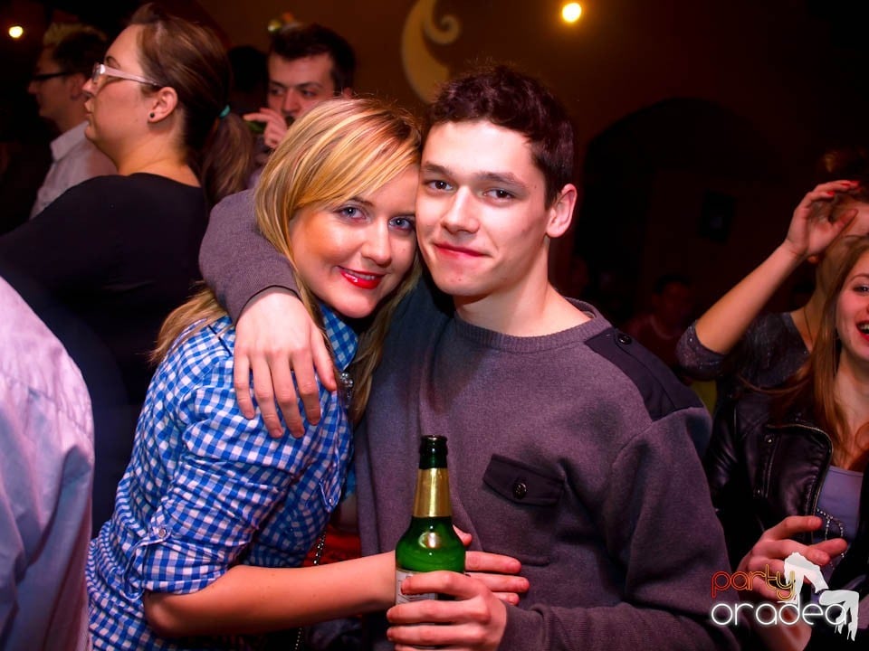 Dans şi distracţie în Chanson, 