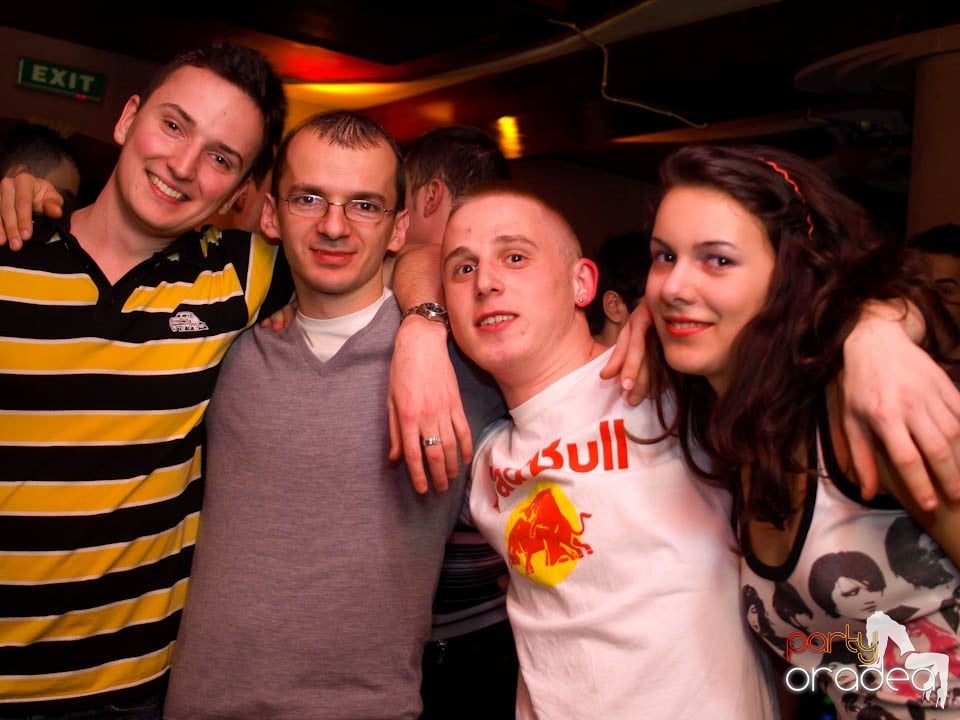 Dans şi distracţie în Chanson, 