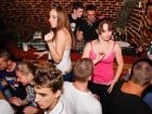 Dans şi distracţie în Club Escape