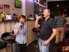 Dans şi karaoke în Blondy's Art Café