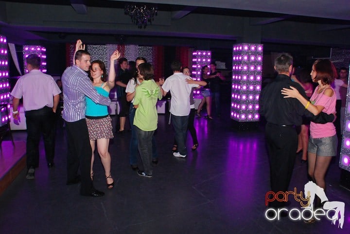 Dans şi voie bună în Life, 