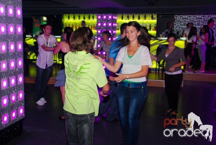 Dans şi voie bună în Life, 