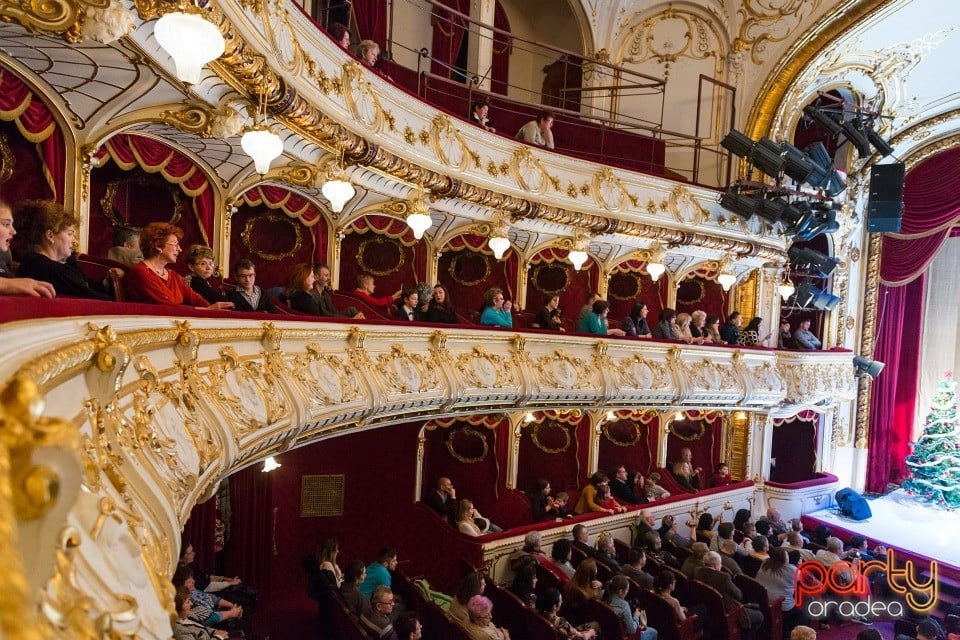 De Sărbători în Bihor, Teatrul Regina Maria