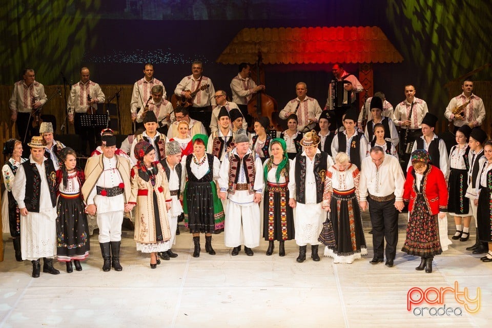 De Sărbători în Bihor, Teatrul Regina Maria