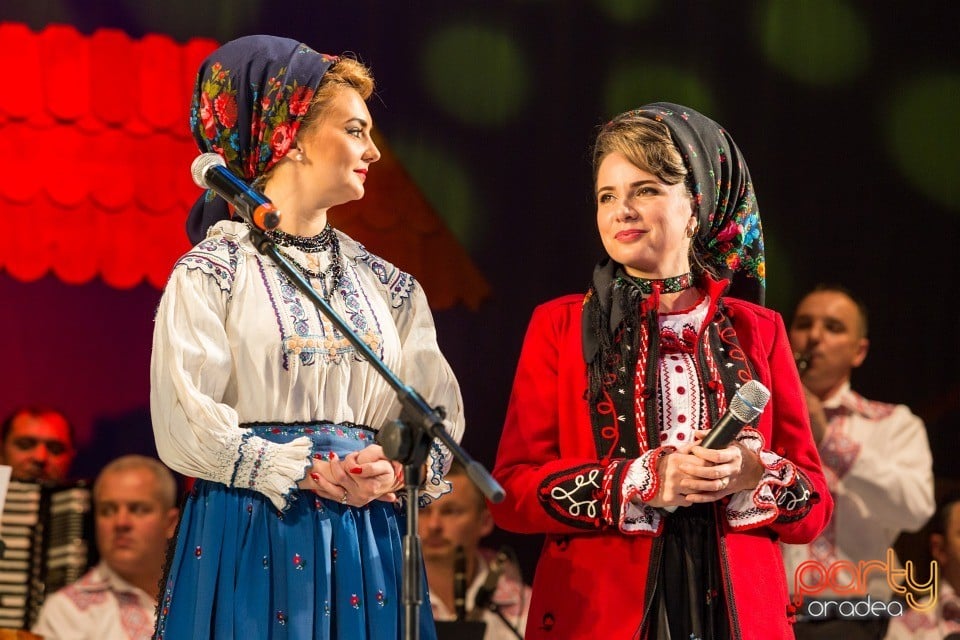 De Sărbători în Bihor, Teatrul Regina Maria