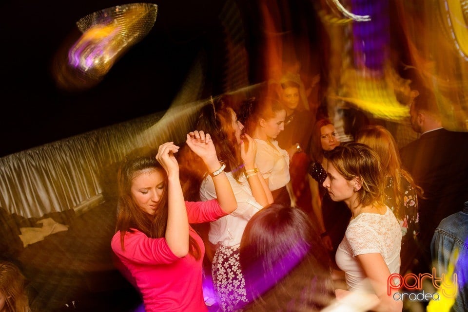 Decadance Glam Night,
