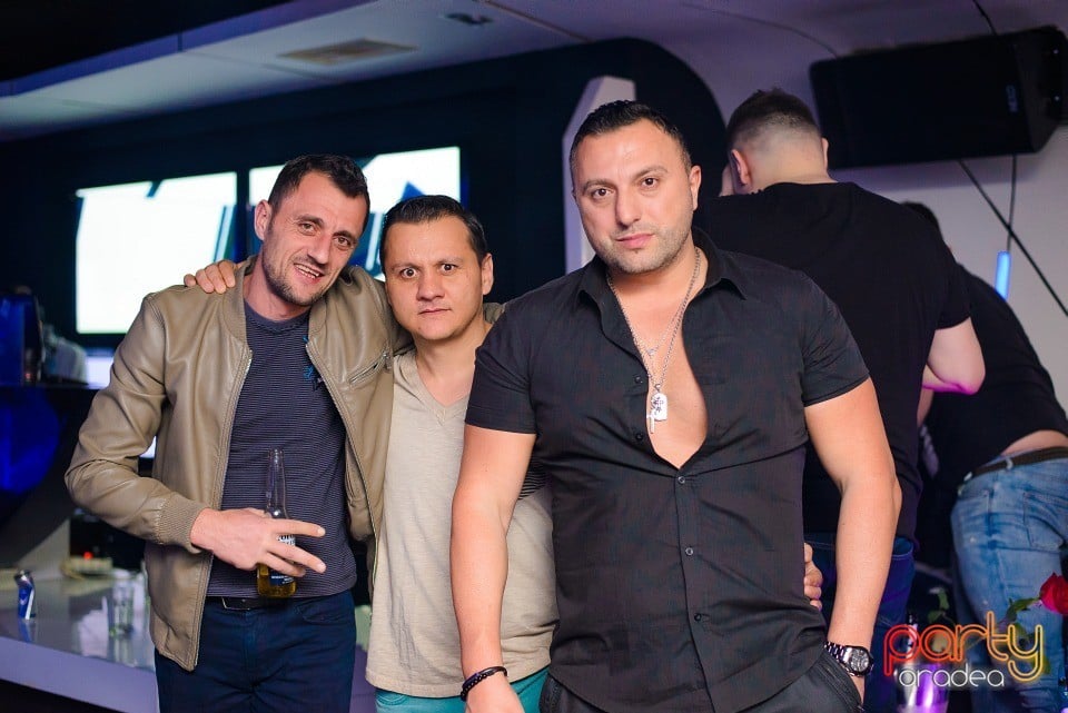 Decadance Glam Night,