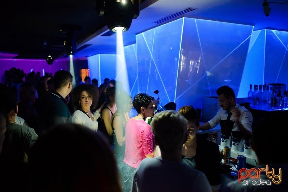 Decadance Glam Night,