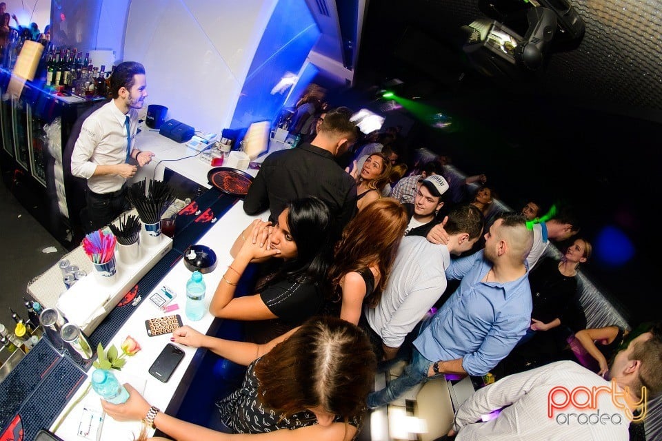 Decadance Glam Night,