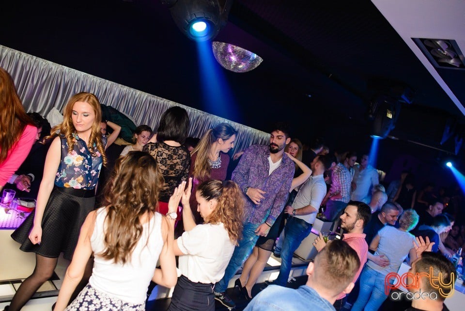 Decadance Glam Night,